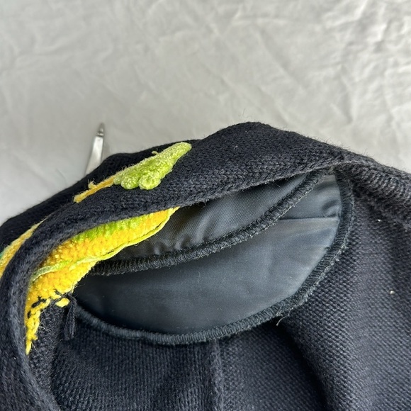 Jack B Quick Short Sleeve Frog Design Sweater - Picture 9 of 10